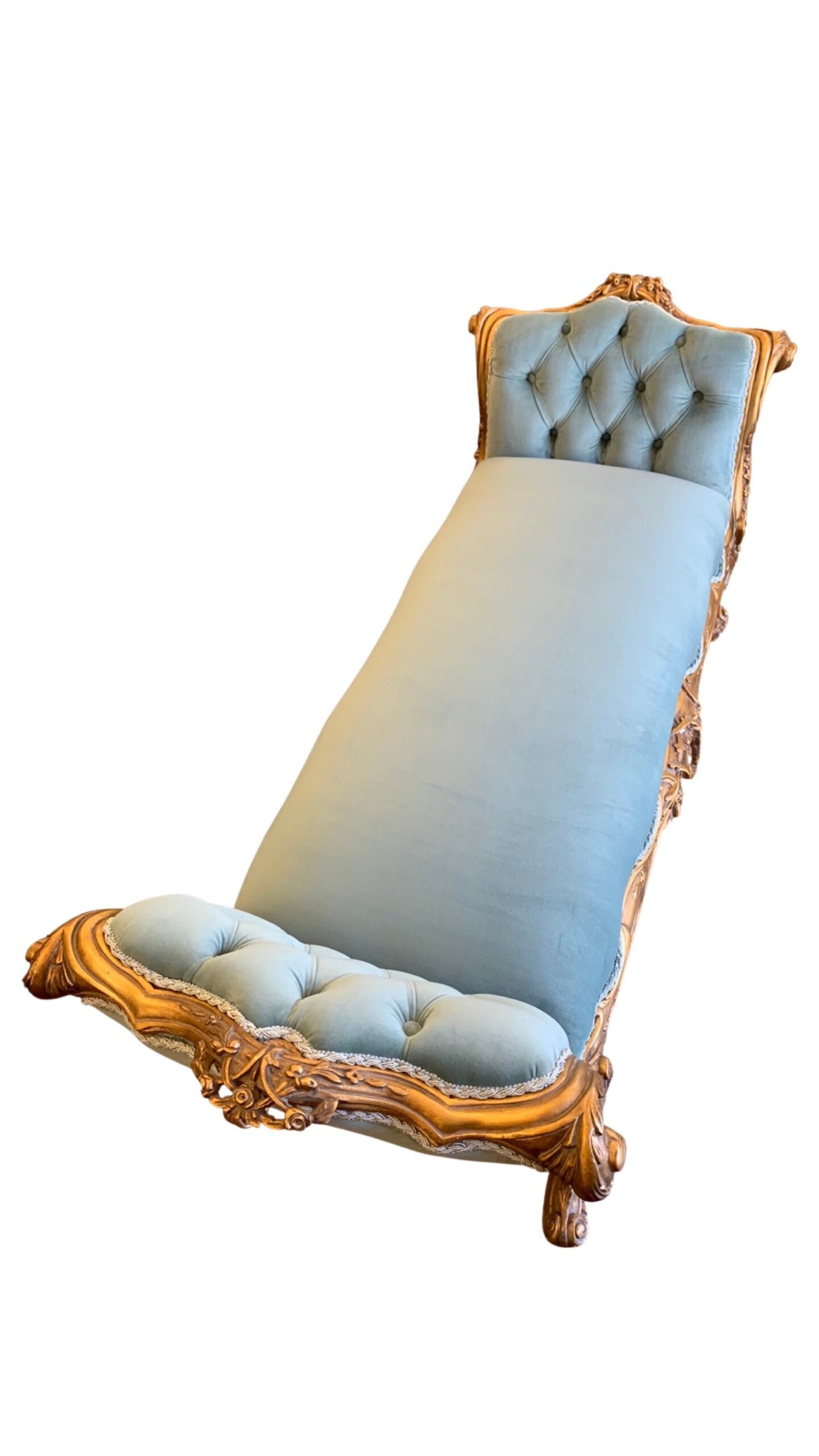 French Louis XV style Settee with ornate hand carvings and tufted seat - Image 3