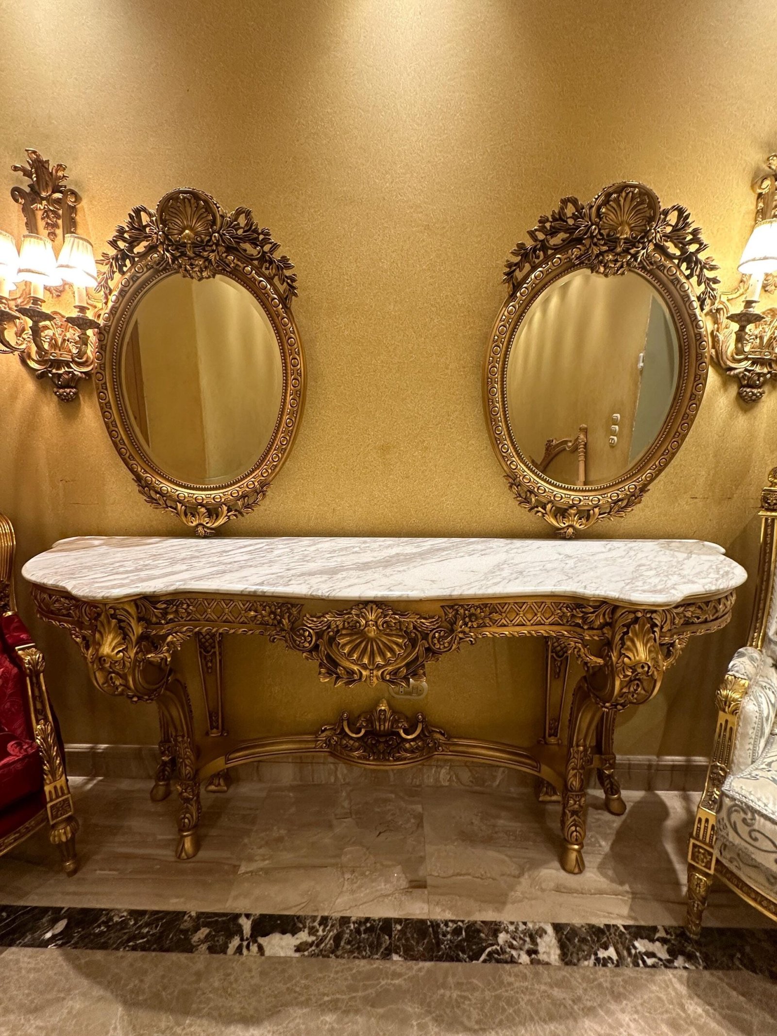 Palatial 19th century Louis XVI style carved and gilt wood grand console - Image 8