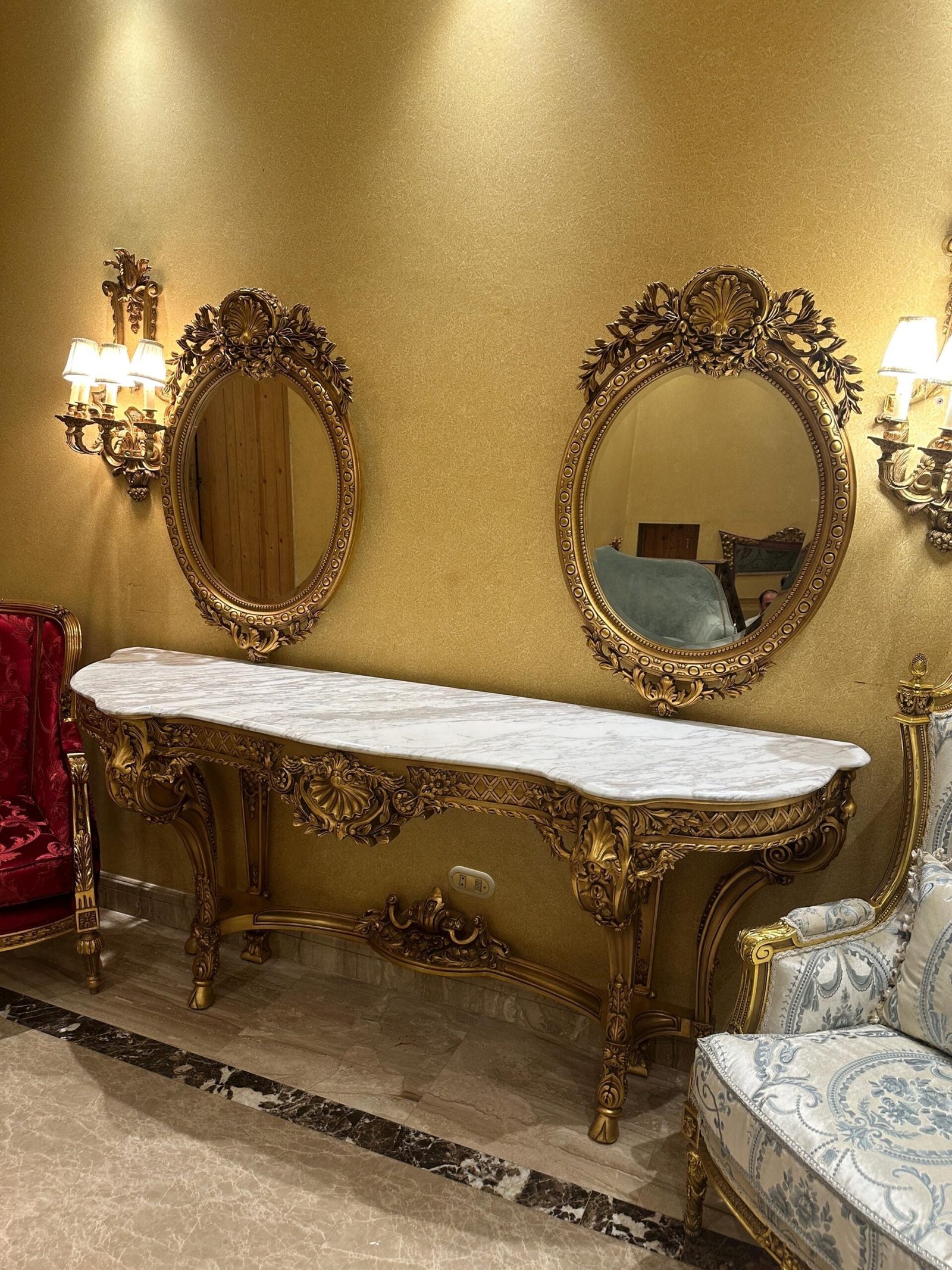 Palatial 19th century Louis XVI style carved and gilt wood grand console - Image 10