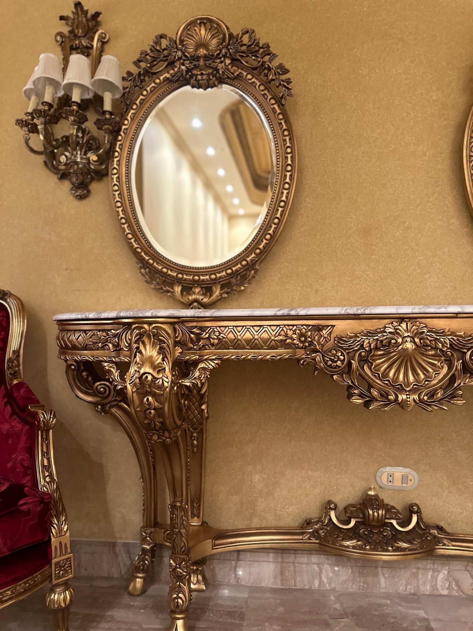 Palatial 19th century Louis XVI style carved and gilt wood grand console - Image 4