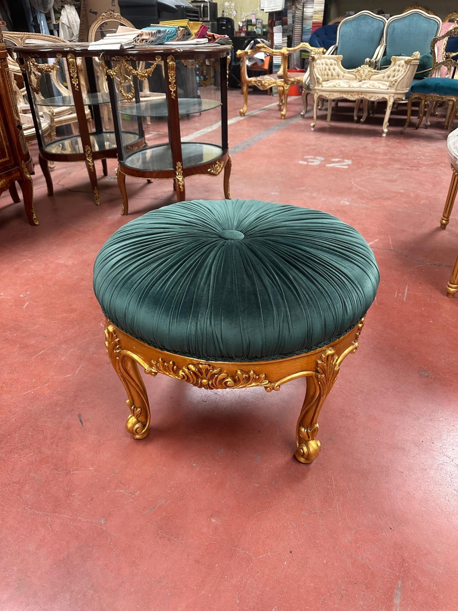 Hand carved ottoman with pleated velvet - Image 6
